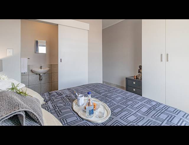 2 BEDROOM APARTMENT TO LET IN PARKLANDS NORTH